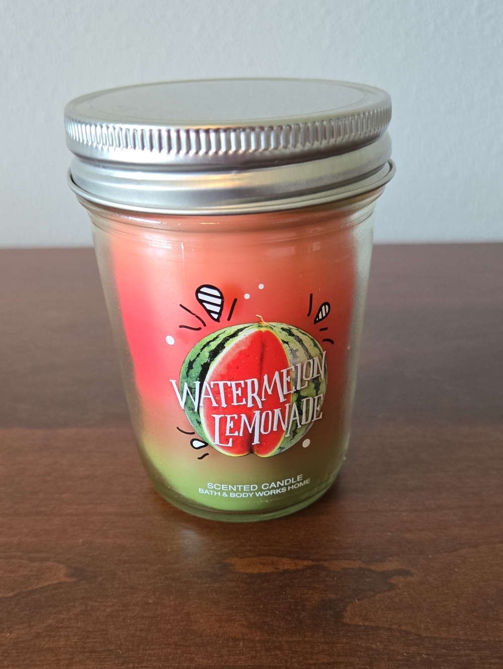 Bath & Body Works Watermelon Lemonade Candle - Red and Green